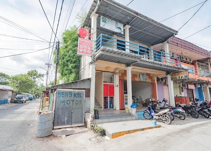 RedDoorz near Pasar Klandasan Balikpapan